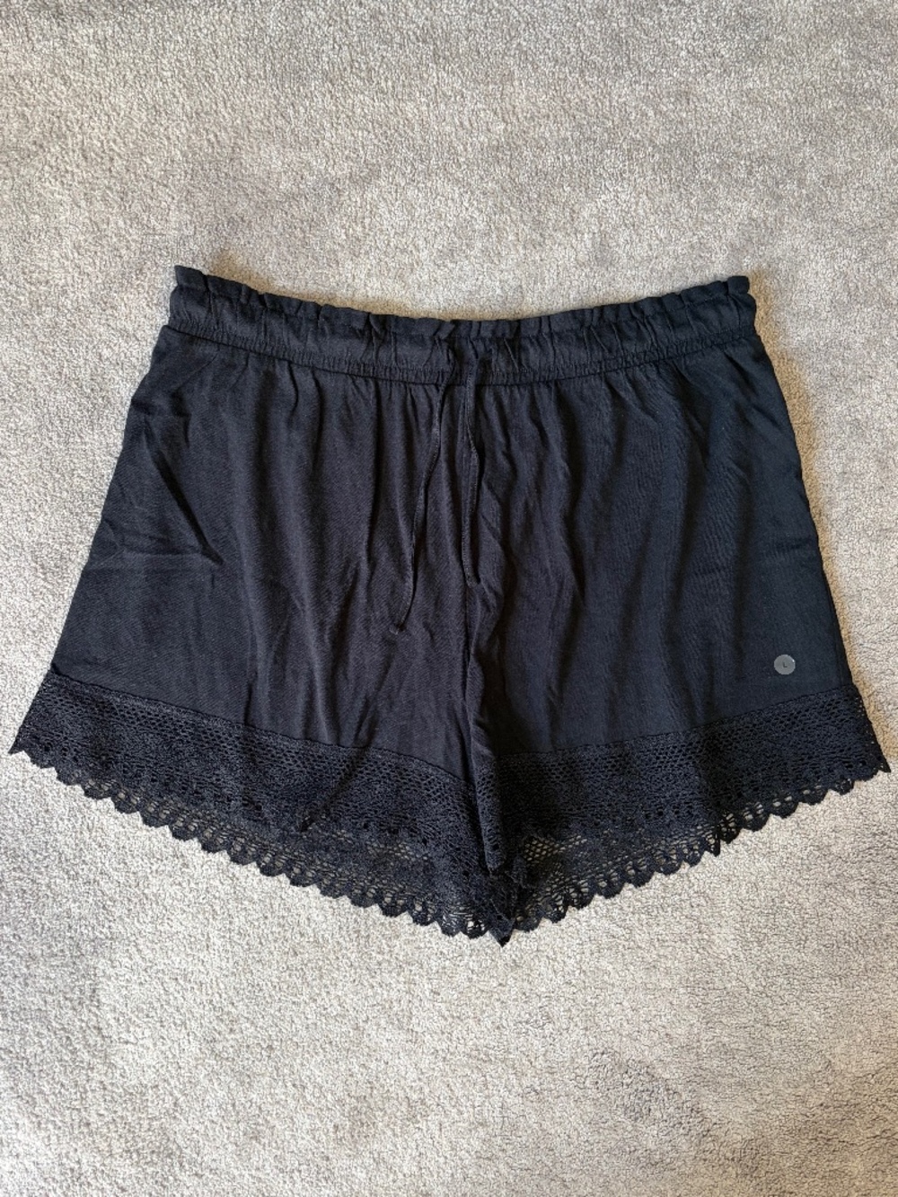 American Eagle soft lace-trim shorts